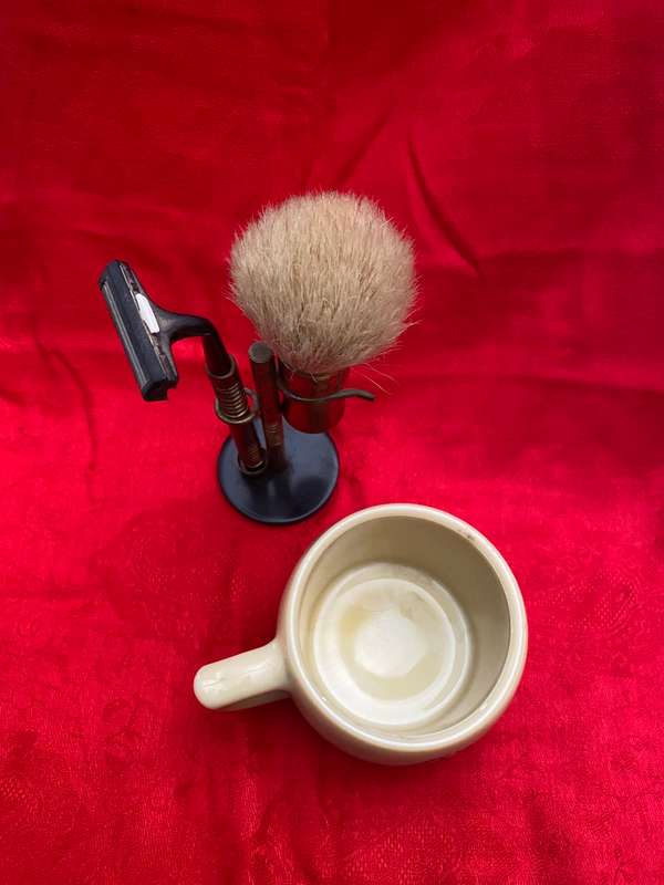 Vintage Shaving Kit