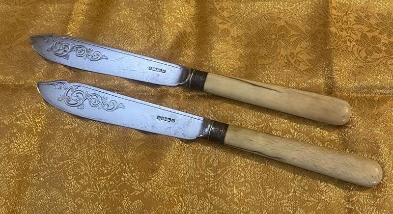 Silver Fish knifes