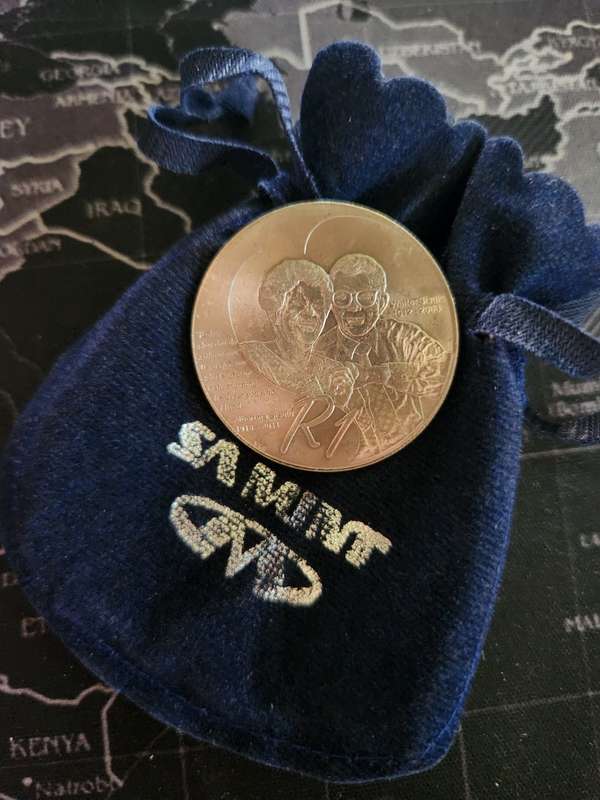 2012 UNCIRCULATED Silver R1 - WALTER AND ALBERTINA SISULU