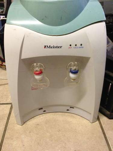 Water dispenser