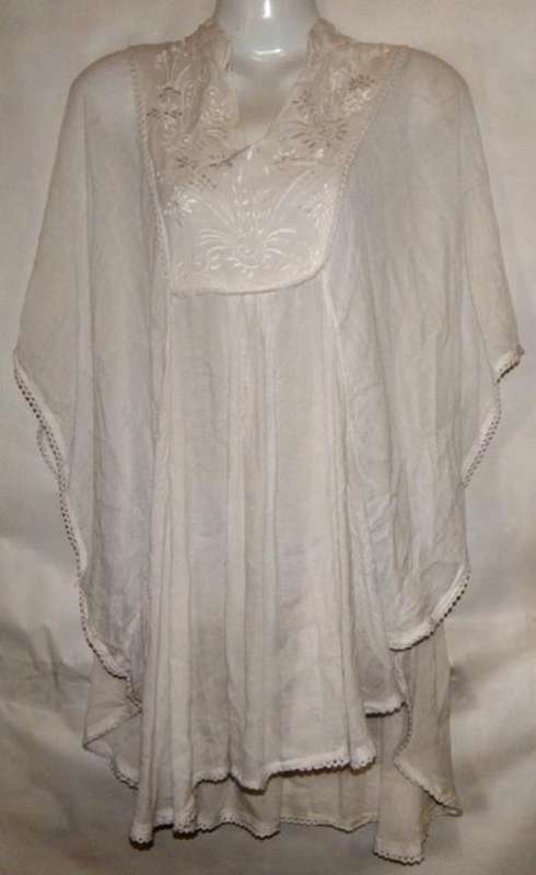 Ladies white summer top from India size one size fits up to 42 - POSTAGE  FREE IN S.A.