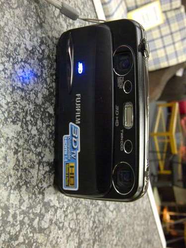 FujiFilm FinePix Real 3D (W3)