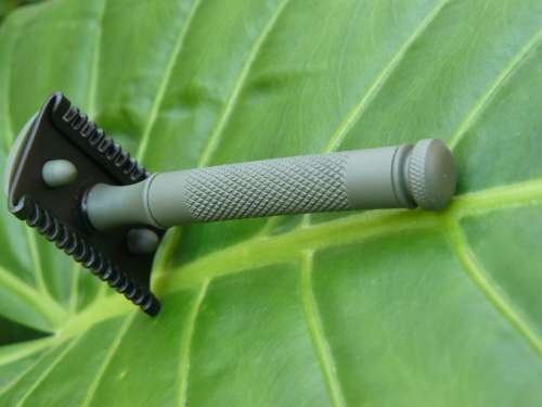 DE=RAILED Double Edge Razor ©CERAKOTE (Razor 5)