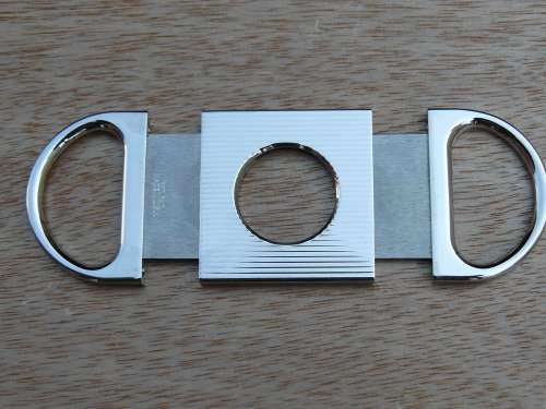 Davidoff Double Blade Cigar Cutter (Gilded Diamond Cut Lines)