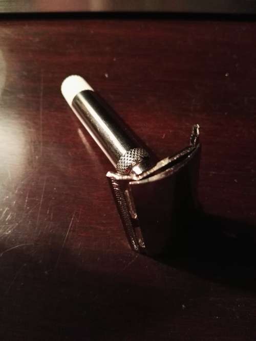 Vintage Men's Travel Grooming Kit in Pouch - Safety Razor (2)
