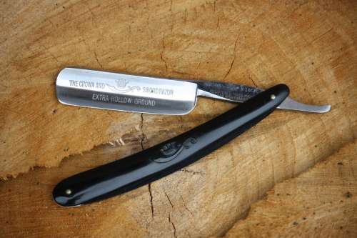 C. Friedr. Ern & Co. Crown & Sword 1166 Vintage Straight Razor