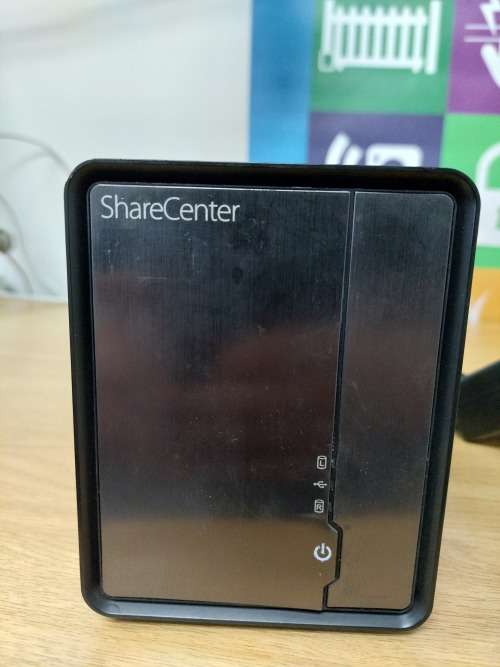 2-Bay NAS: D-Link ShareCentre DNS-325