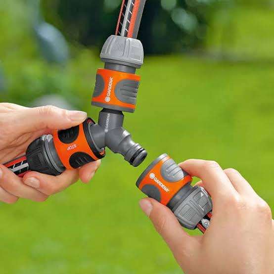 2x Gardena 3-way Y-coupling Hose Connector
