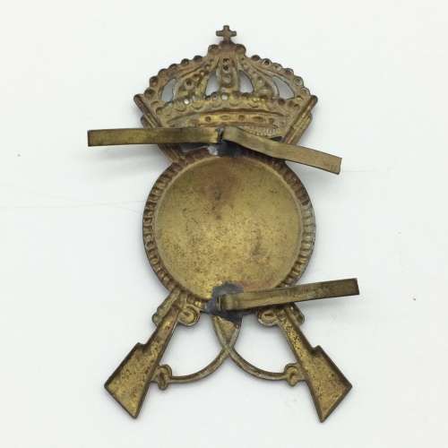 Italian - WW2 `Infantry Regiment` Pith Helmet Badge