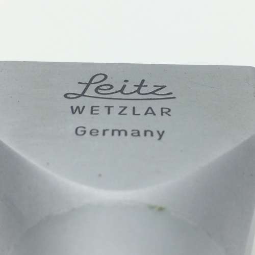 `LEICA (Lietz Wetzlar) 35mm VIEWFINDER` (Silver Metal)