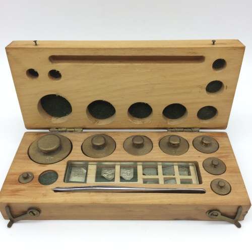 Vintage Boxed Set of Brass and Aluminium Weights