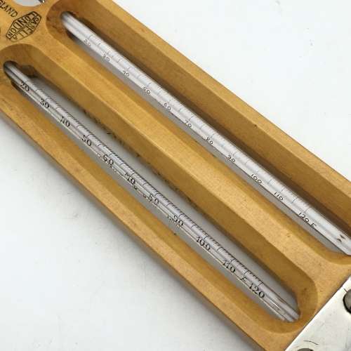 Vintage `Whirling Hygrometer/Psychrometer` and Leather Case