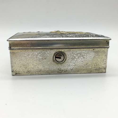 Vintage `Hunting Dog and Ducks` Metal Box