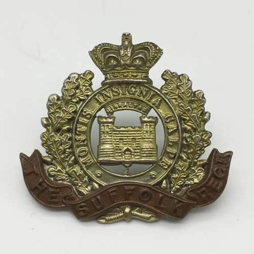 British - Victorian `The Suffolk Regiment` Cap Badge