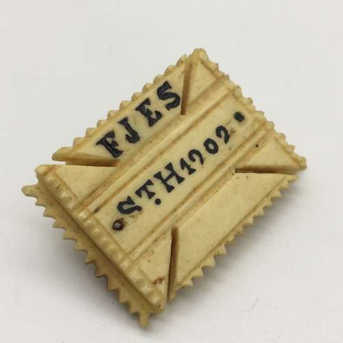 Boer War - P.O.W. (St. Helena 1902) Bone Brooch