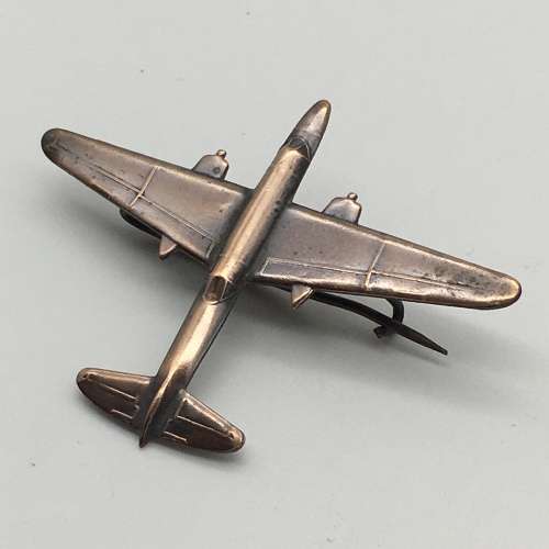 WW2 - Scarce Air Force Plane Fundraising Badge