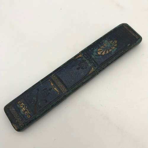 Vintage `Straight Cut-Throat` Razor (Greenock)
