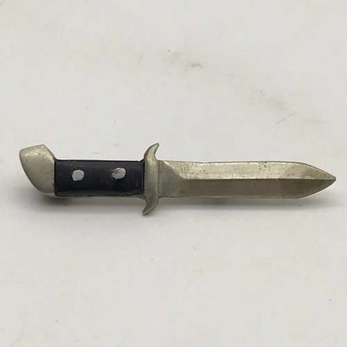 Early Miniature `Bayonet` Badge