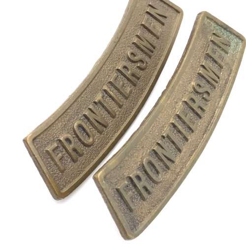 Pair Canadian `Legion of Frontiersmen` Shoulder Titles (J.R. Gaunt)