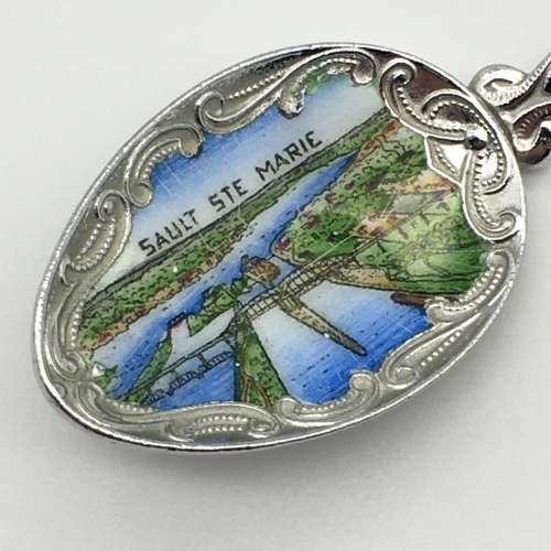 Vintage `Canadian` Enamel Souvenir Spoon (Sault Ste. Marie)