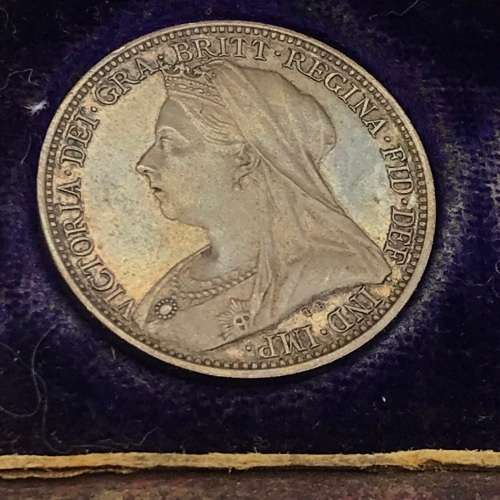UK - Rare `1899 Maundy Coins` Boxed Set (UNC)