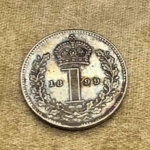 UK - Rare `1899 Maundy Coins` Boxed Set (UNC)