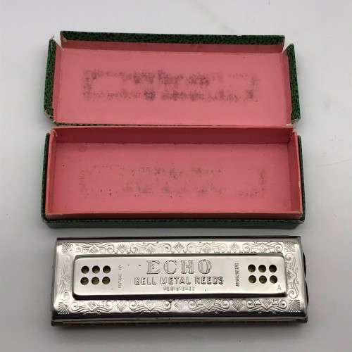 Vintage Hohner `The Echo Harp` Harmonica (Boxed)