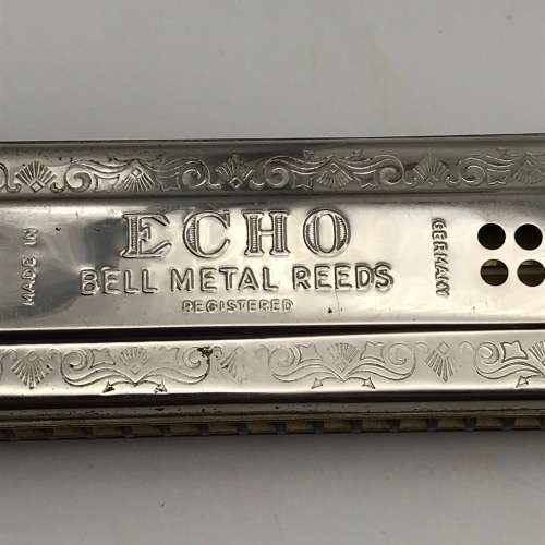 Vintage Hohner `The Echo Harp` Harmonica (Boxed)
