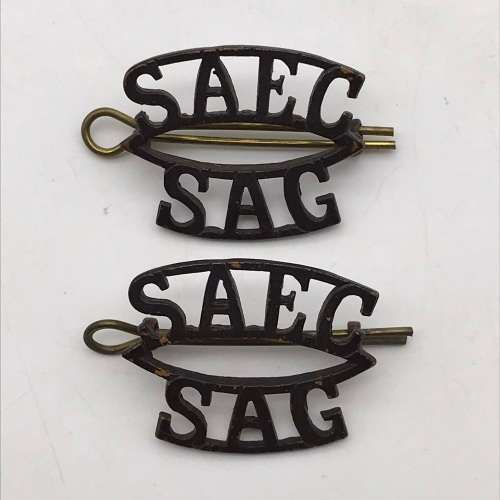 South Africa - WW2 `S.A. Engineer Corps` Pair Shoulder Titles