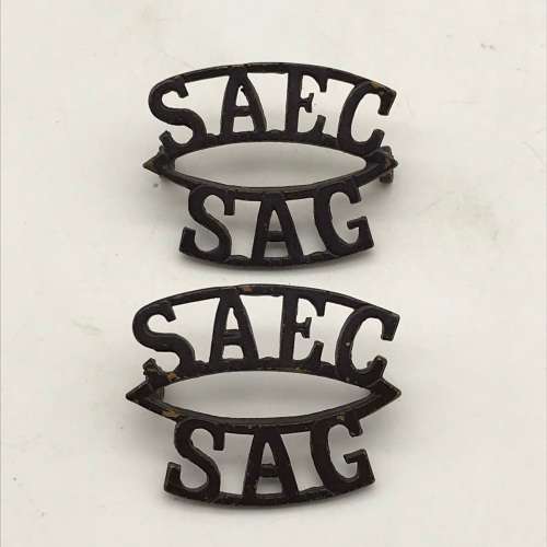 South Africa - WW2 `S.A. Engineer Corps` Pair Shoulder Titles