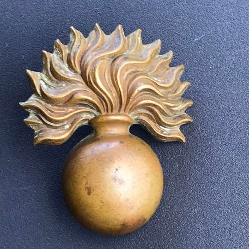 British - Early `Grenadier Guards` Cap Badge
