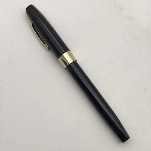 Vintage `Sheaffer` Fountain Pen (14ct Nib & Boxed)