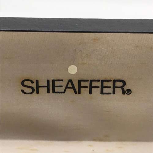 Vintage `Sheaffer` Fountain Pen (14ct Nib & Boxed)