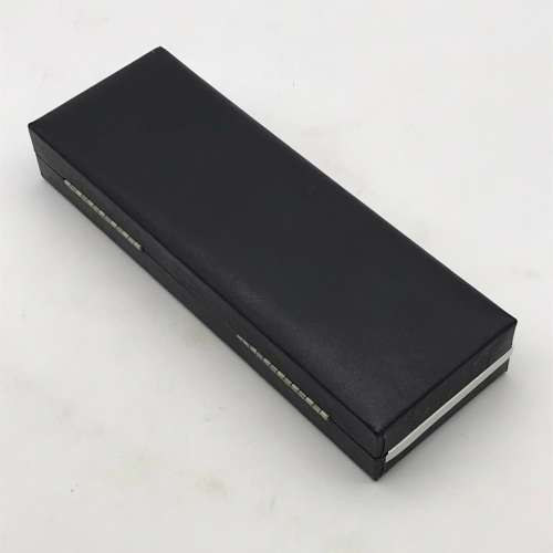 Vintage `Sheaffer` Fountain Pen (14ct Nib & Boxed)