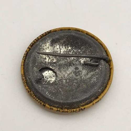 Scarce WW1 `HELPMEKAAR 10. NOV.1917`Lapel Badge (1914/15 Rebellion)