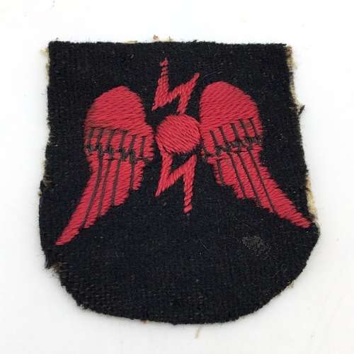 British - Royal Navy `Wireless Telegraphist` Trade Cloth Badge