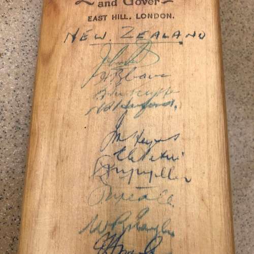 Signed `1958 N. Zealand Tour to England` Full Size (Stuart Surridge) Cricket Bat