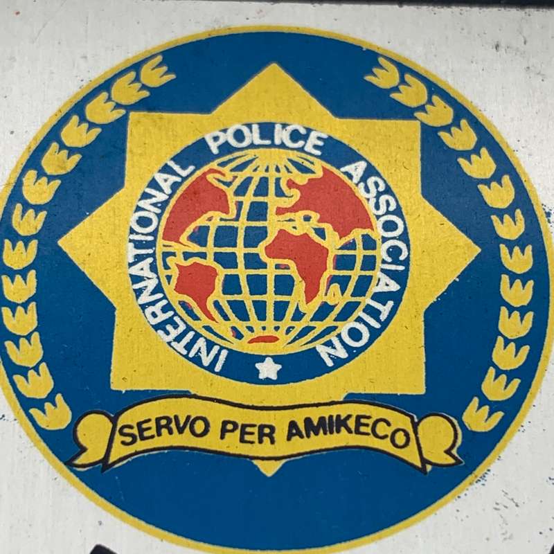 Portugal `I.P.A.` Police Badge
