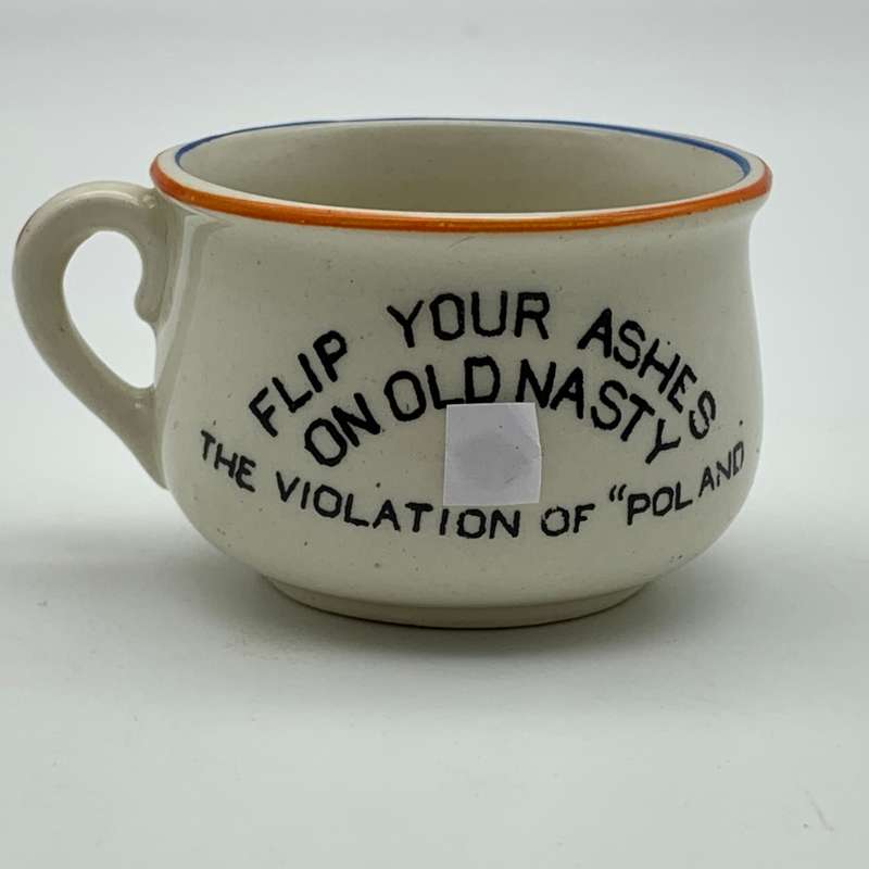 WW2 Miniature `Anti Hitler` Potty/Chamber Pot