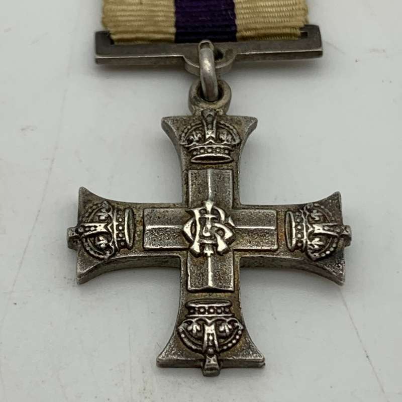 WW1 - `Military Cross` Miniature Medal (Hallmarked)