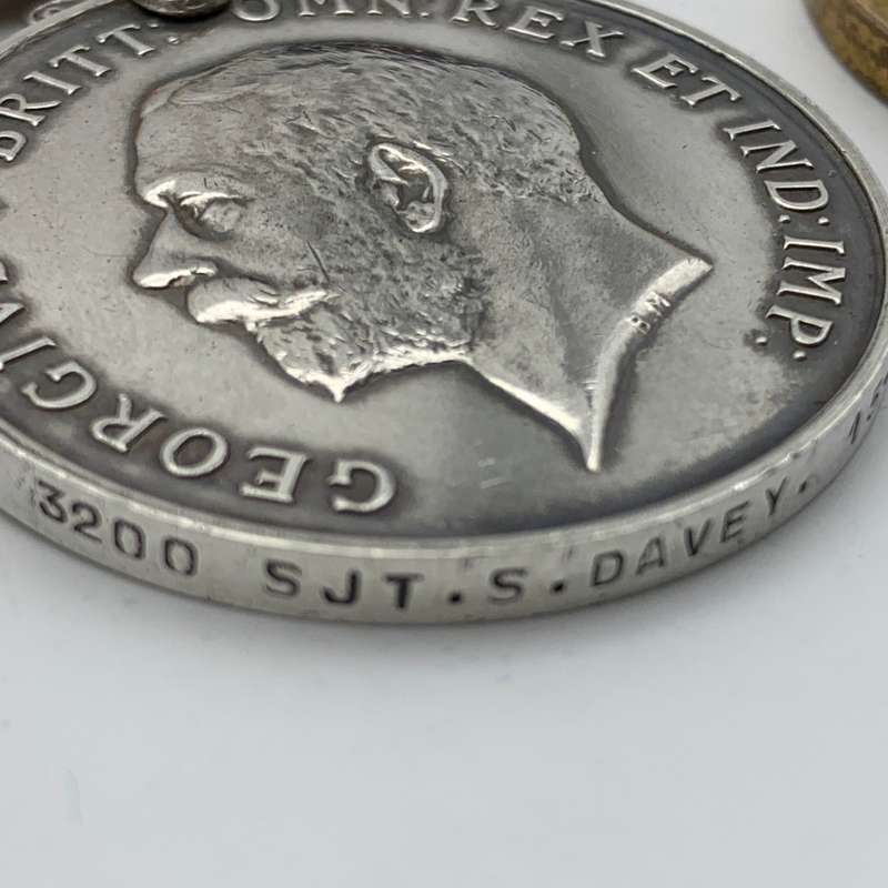 WW1 Medal Pair to `SJT. S. DAVEY` (15 - London Regiment)