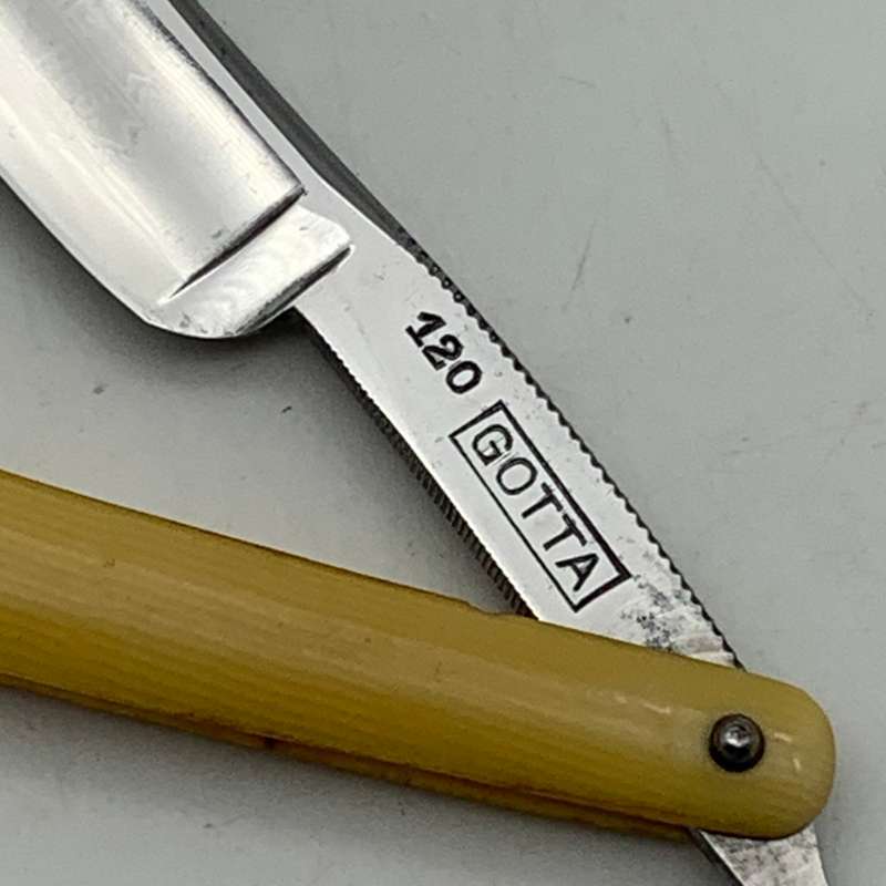 Vintage German `Straight Cut-Throat` Razor (GOTTA)