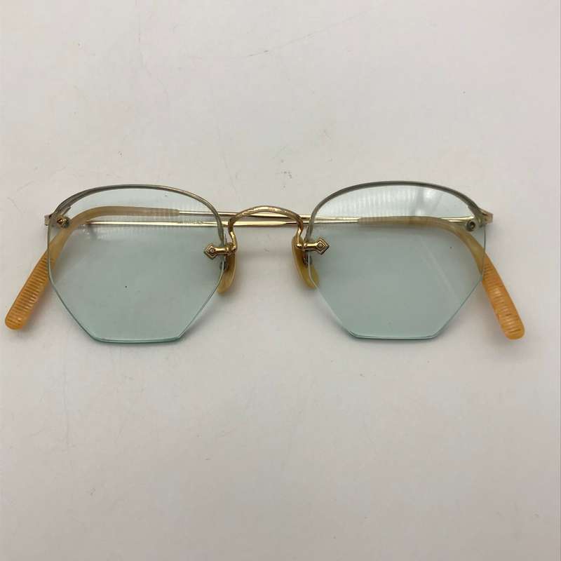 Vintage Retro Gold-Tone Spectacles (Cased)