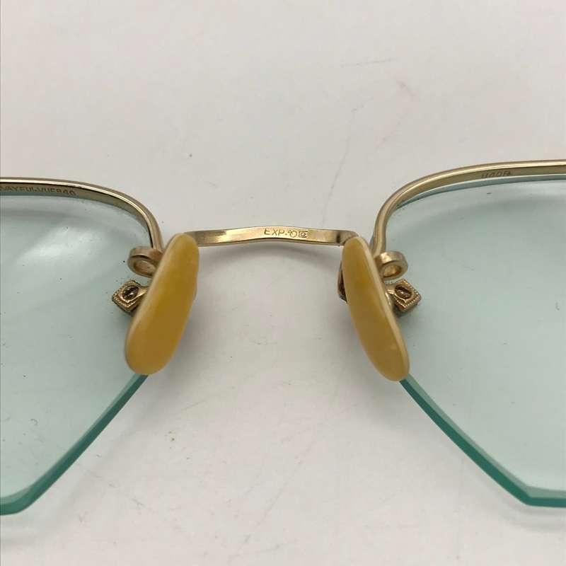 Vintage Retro Gold-Tone Spectacles (Cased)