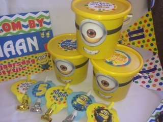 6 x Minion themed personalized party bucket