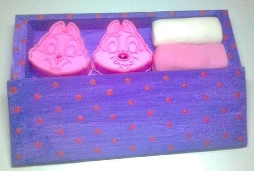 RABBIT PULL PRESS MOULD PLUS 100g FONDANT ICING!