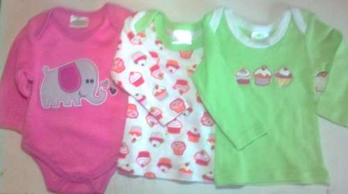 6 PIECES OF BABY CLOTHING - GIRL - 0-3 MONTHS