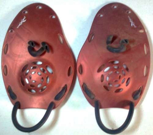 ARENA SWIMWEAR - SIZE: 28  PLUS A PAIR OF HAND FLIPPERS plus size 5-7 flippers