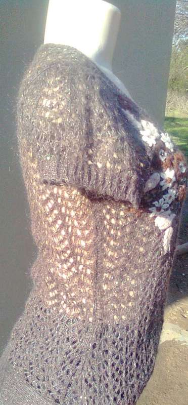 CHARCOAL PINSTRIPE LADIES JACKET PLUS A FREE TOP - SIZE: 8