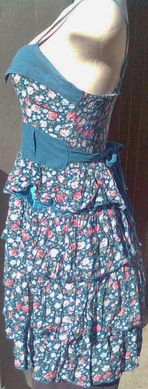 2 X BEAUTIFUL TOPS - SIZE: 10